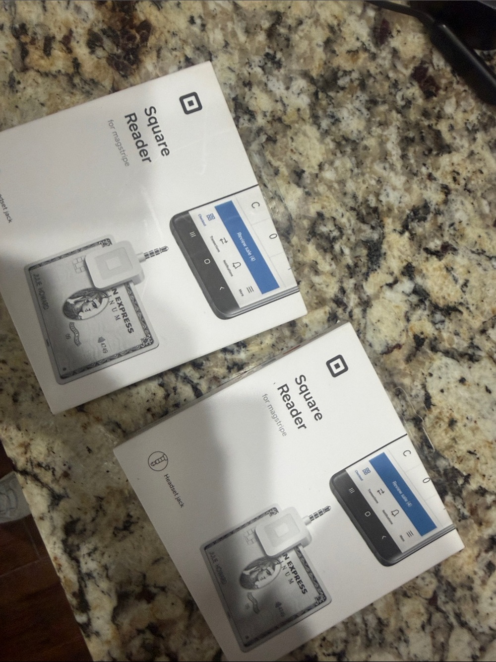 Square Reader for Magstripe (White) -
NEW Quantity of 2 ( new in box )
